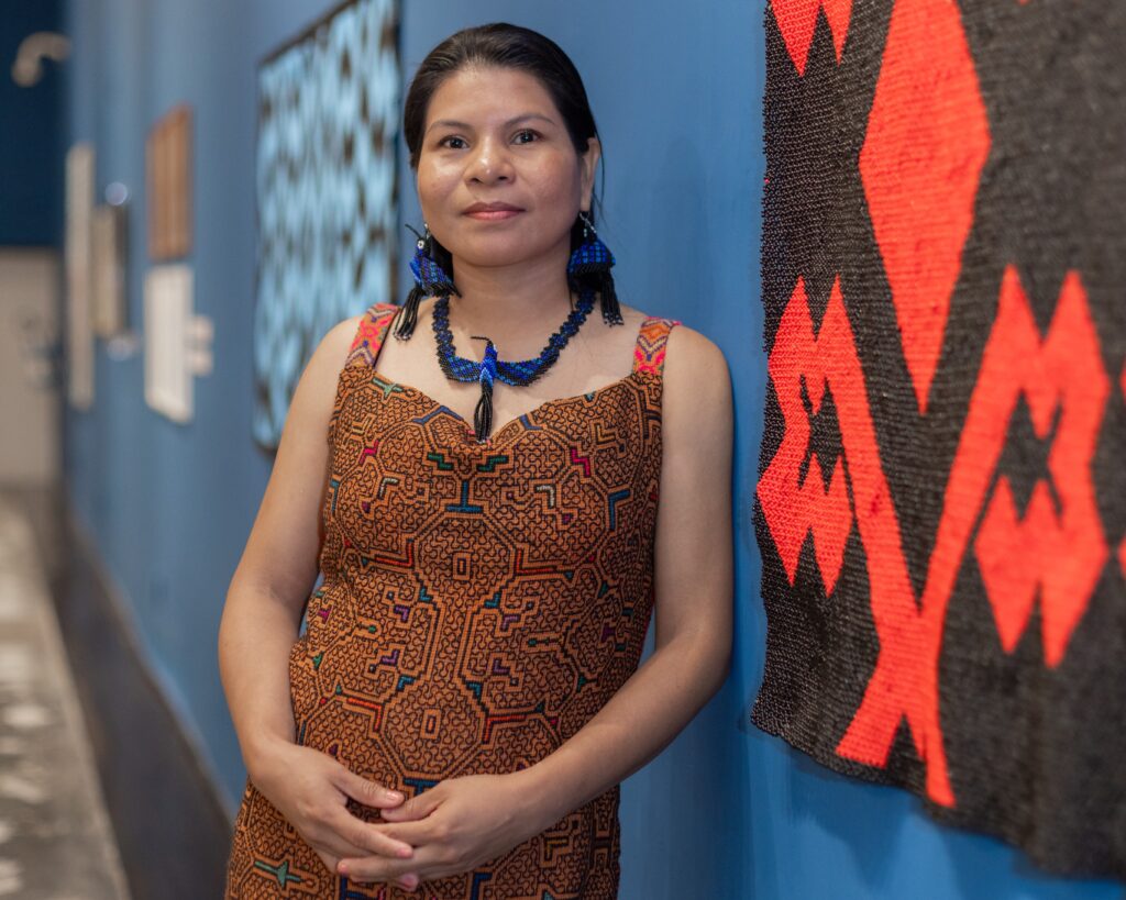 En su obra, Chonon Bensho “aborda diversos conocimientos ancestrales y narraciones tradicionales shipibo-konibo". Foto: Mucen/Difusión.