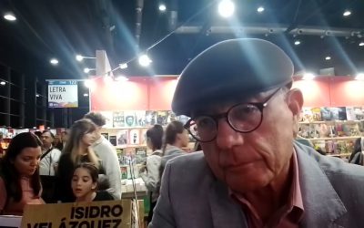 'El gaznapirón' se presentó en la Feria del Libro de Buenos Aires y en Lima. Foto: Difusión.